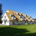 Kompleks wypoczynkowy Hotel- & Kapitaens-haeuser Breege