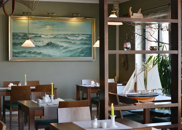 Hotel-&ferienanlage Kapitäns-häuser Breege