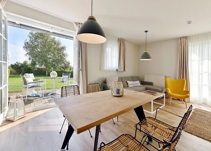 Hotel-&ferienanlage Kapitäns-häuser Breege